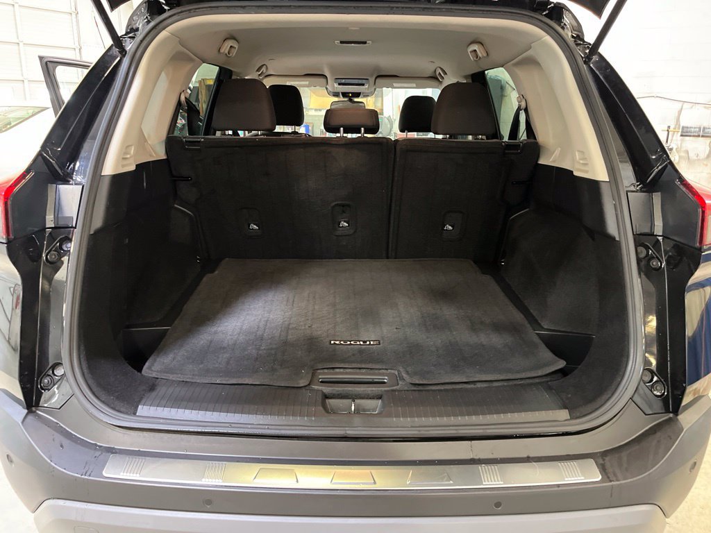 Used 2023 Nissan Rogue SV AWD/4WD image 25