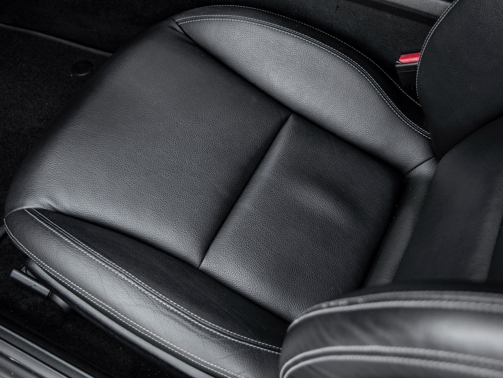 Used 2017 Mercedes-Benz SLC 300 image 19