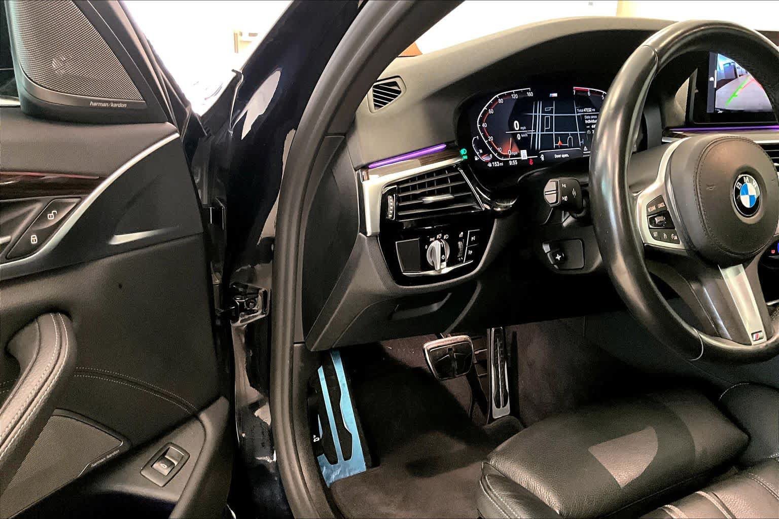 Used 2021 BMW 530i w/ M Sport Package RWD image 29