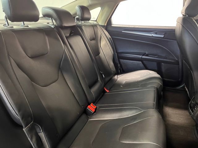 Used 2019 Ford Fusion Energi Titanium FWD image 13