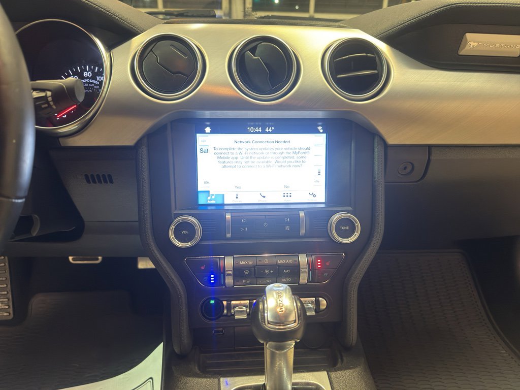 Used 2019 Ford Mustang Premium image 17