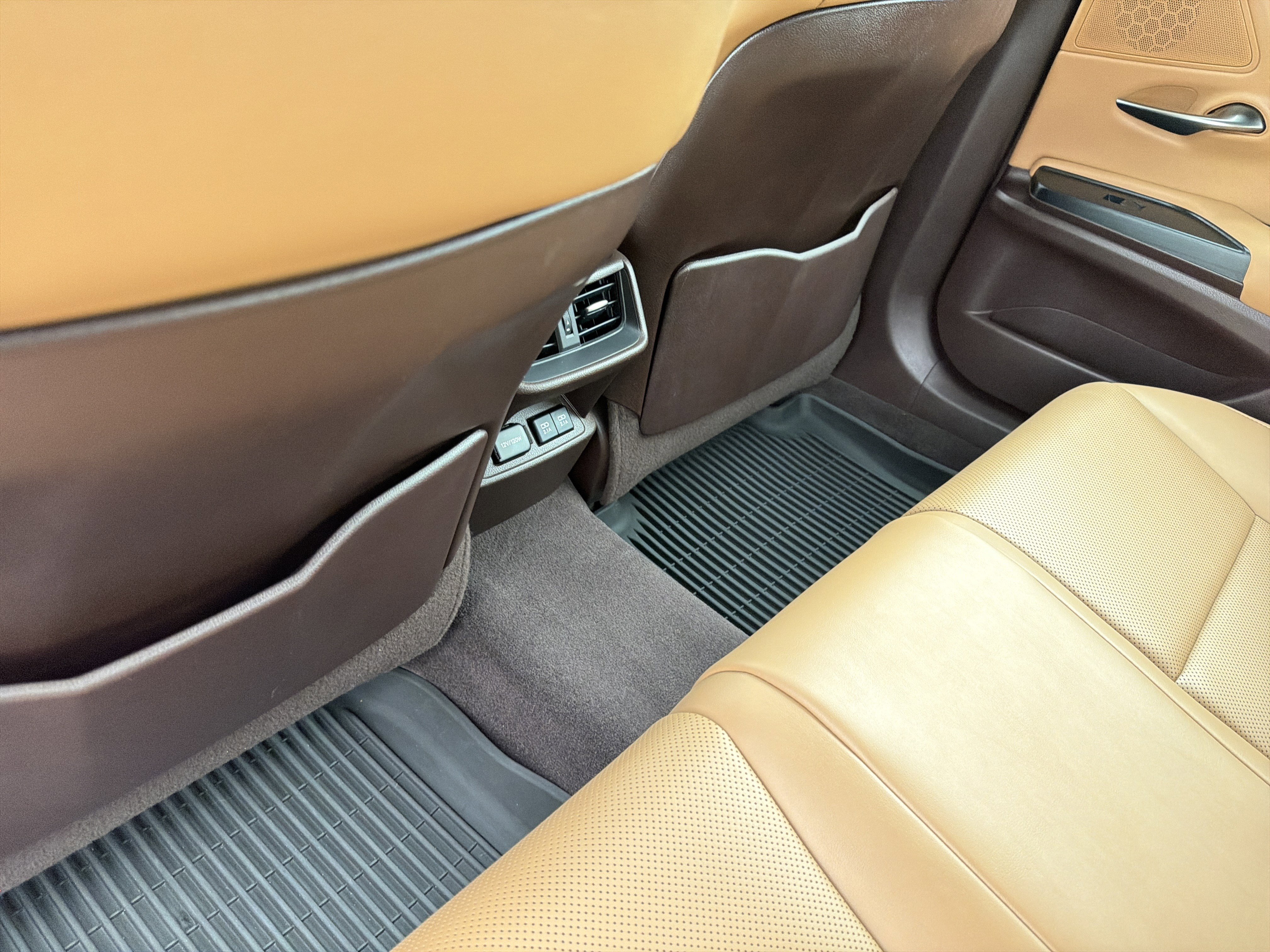 Used 2020 Lexus ES 350 w/ Premium Package FWD image 65