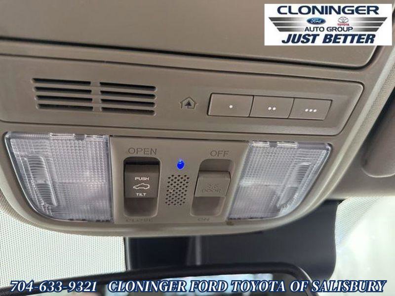 Used 2018 Honda Pilot Touring image 27