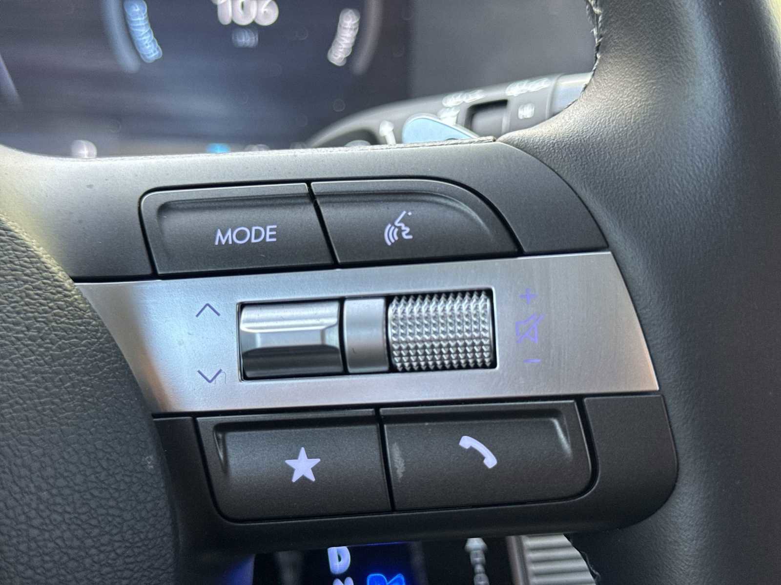 Used 2024 Hyundai Kona SEL FWD image 27
