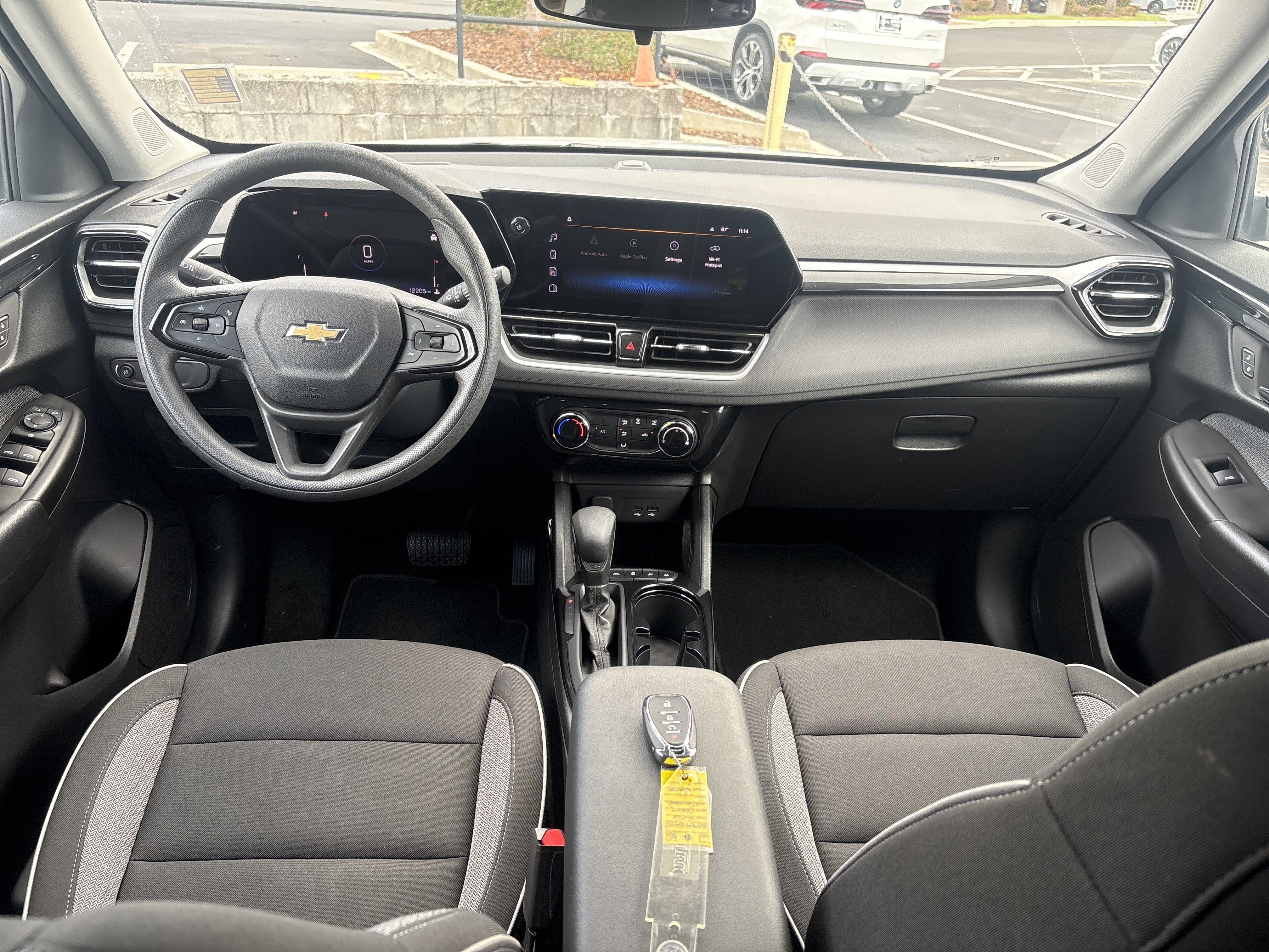 Used 2025 Chevrolet TrailBlazer LT FWD image 28