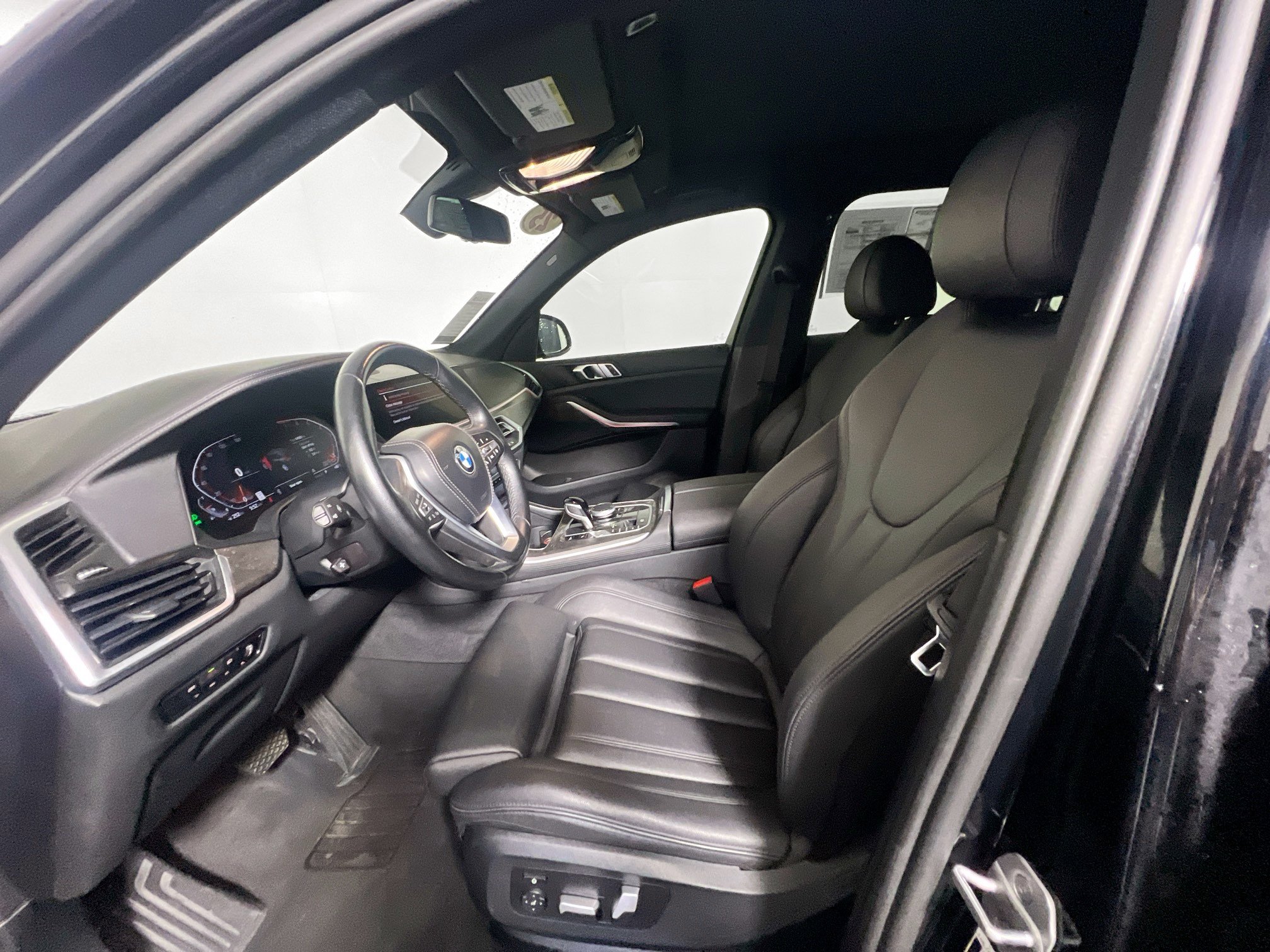 Used 2022 BMW X5 xDrive40i AWD/4WD image 7