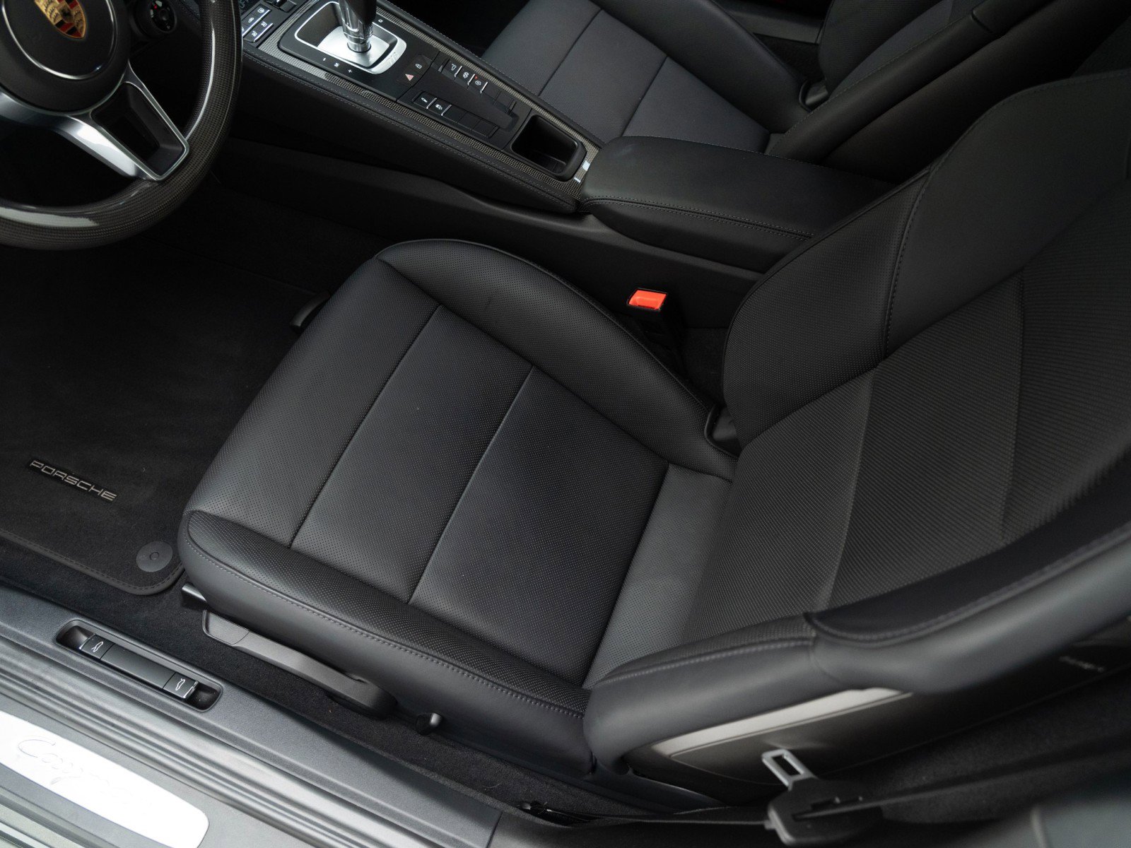 Certified 2025 Porsche 718 Cayman image 16