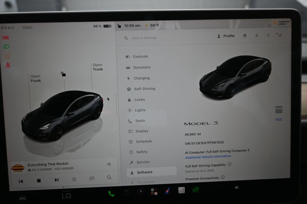 Used 2023 Tesla Model 3 Standard Range RWD image 14