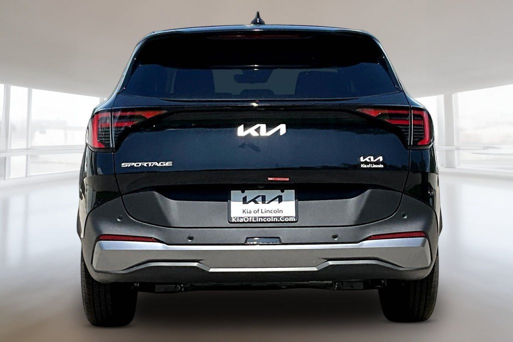 New 2026 Kia Sportage LX FWD image 4