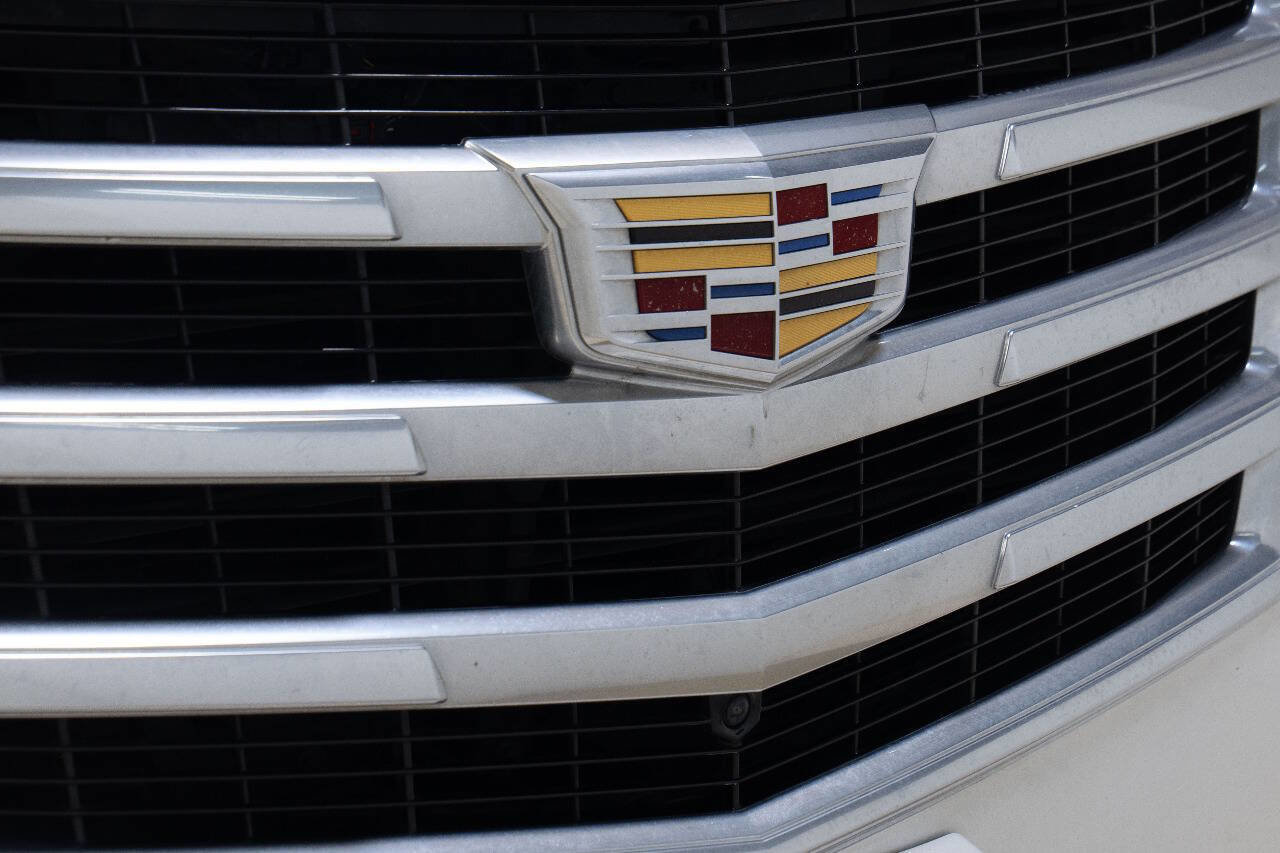 Used 2016 Cadillac Escalade ESV Premium AWD/4WD image 11