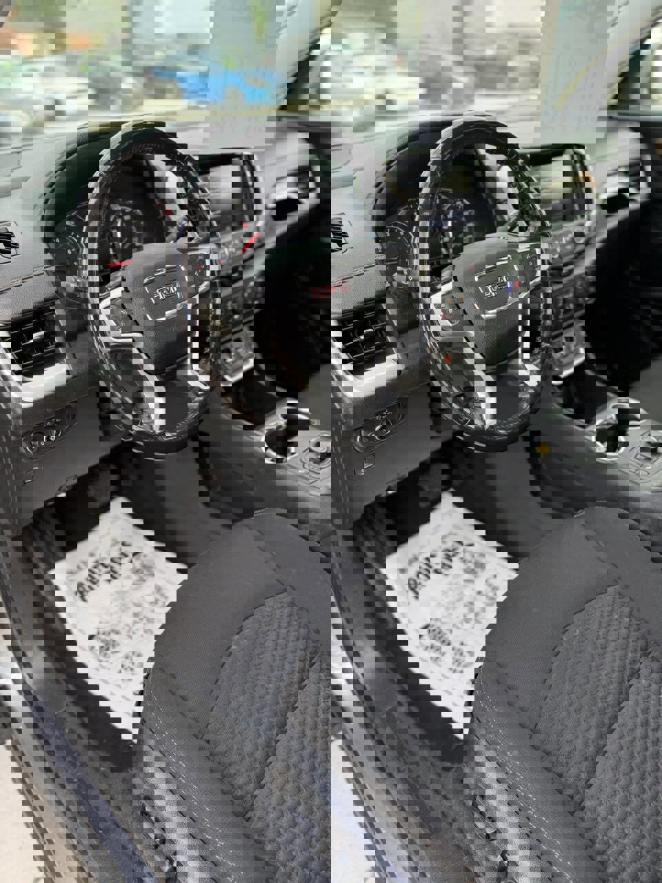 Used 2018 GMC Terrain SLE w/ Driver Convenience Package image 14