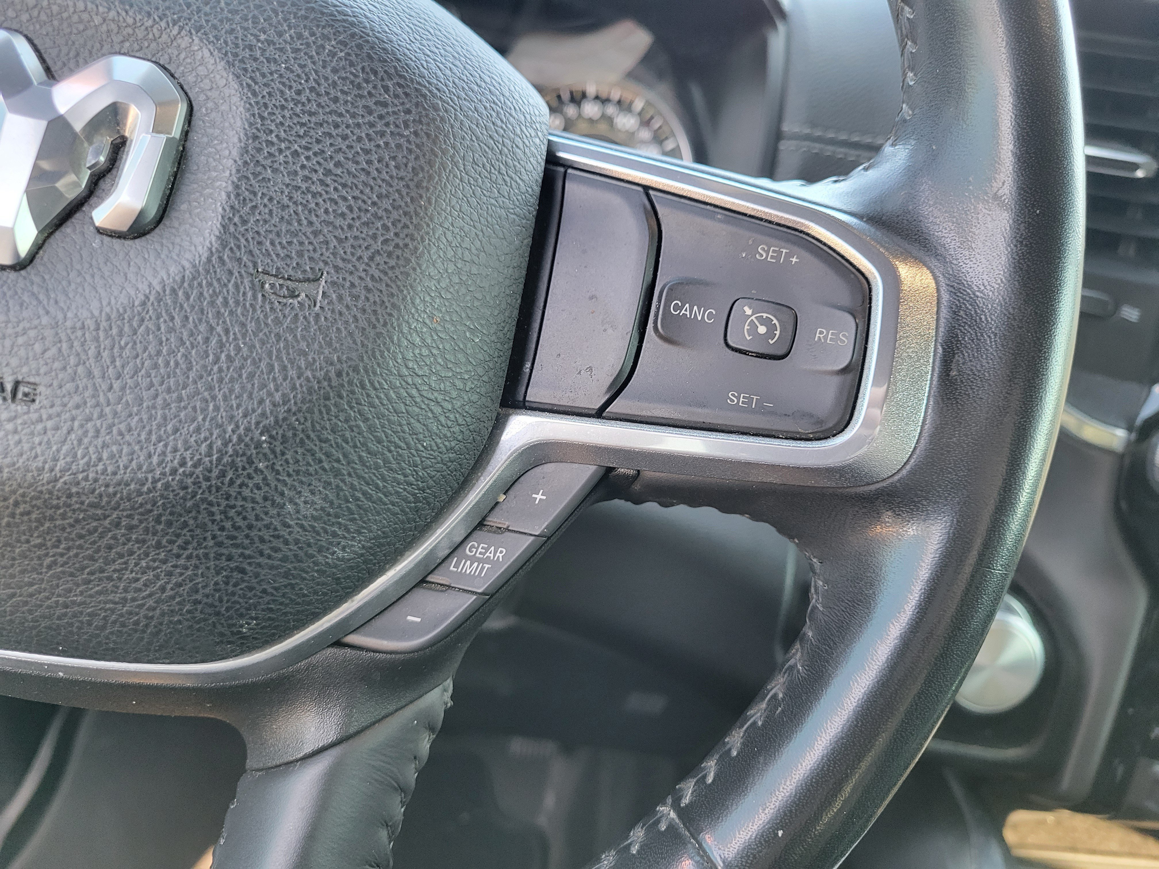 Used 2022 RAM 1500 Laramie RWD image 23