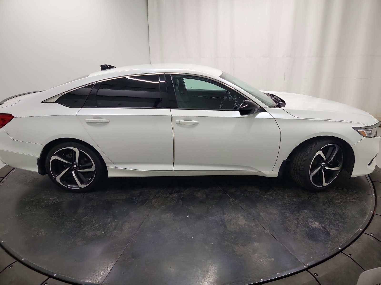 Certified 2022 Honda Accord Sport image 11