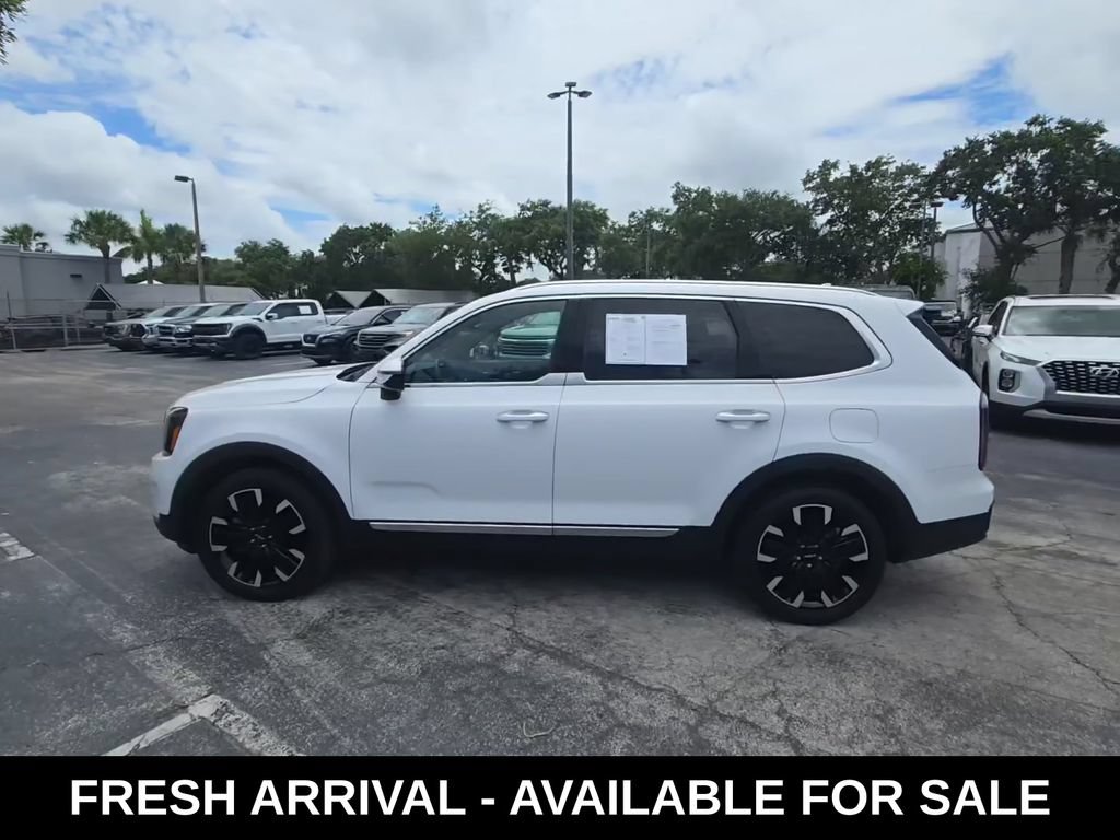 Used 2023 Kia Telluride SX FWD image 3