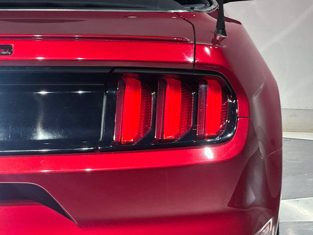 Used 2015 Ford Mustang Convertible w/ Equipment Group 051A RWD image 32