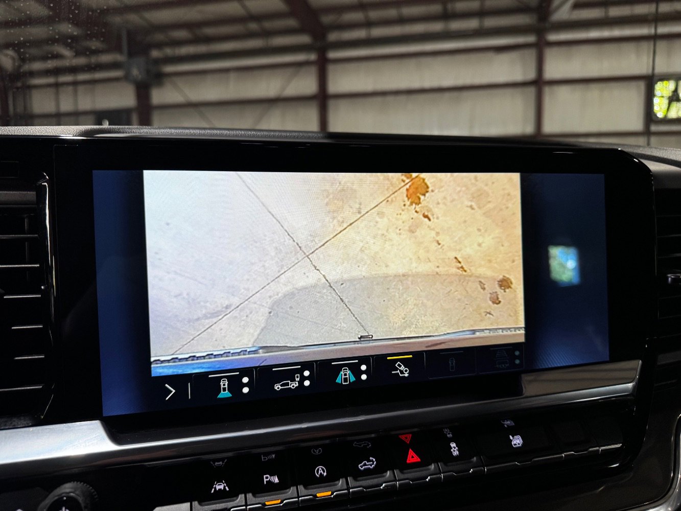 Used 2022 Chevrolet Silverado 1500 High Country image 37