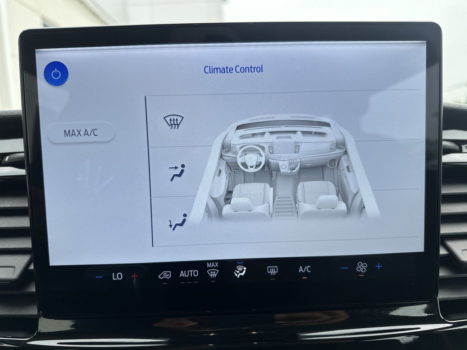 Certified 2024 Ford Transit 350 XLT RWD image 29
