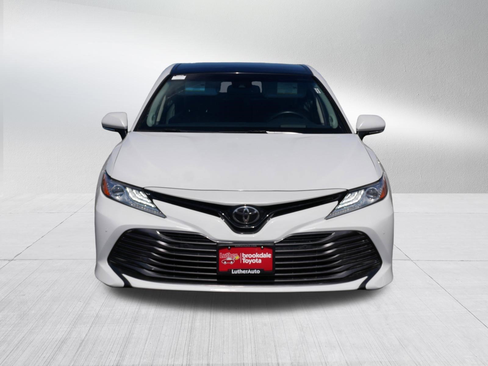 Used 2018 Toyota Camry XLE w/ Protection Package (Q2) FWD image 2