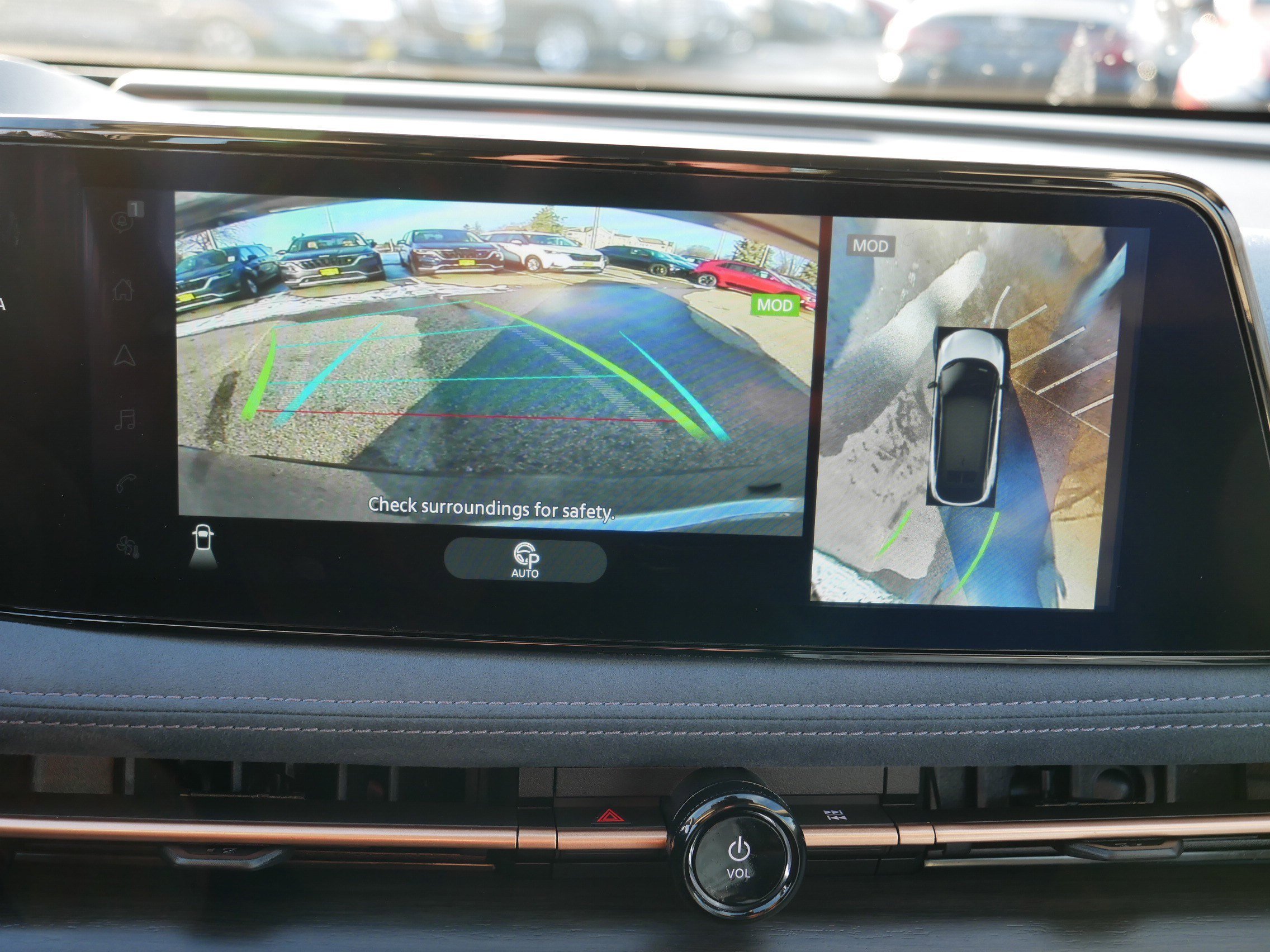 Certified 2024 Nissan Ariya AWD image 27