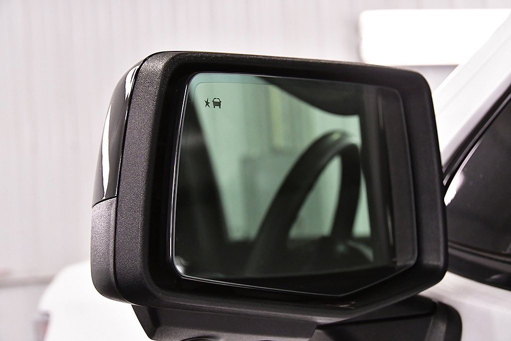 Used 2024 GMC Sierra 1500 AT4 w/ AT4 Preferred Package image 17