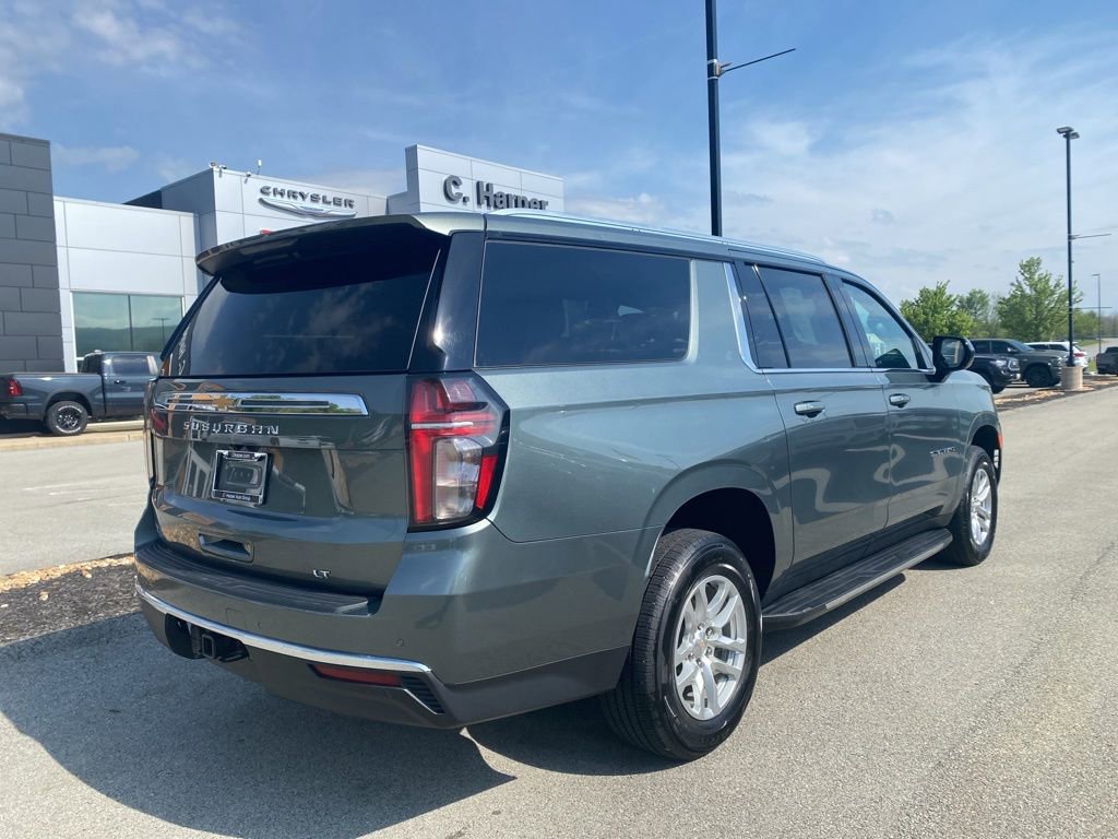 Used 2024 Chevrolet Suburban LT AWD/4WD image 2