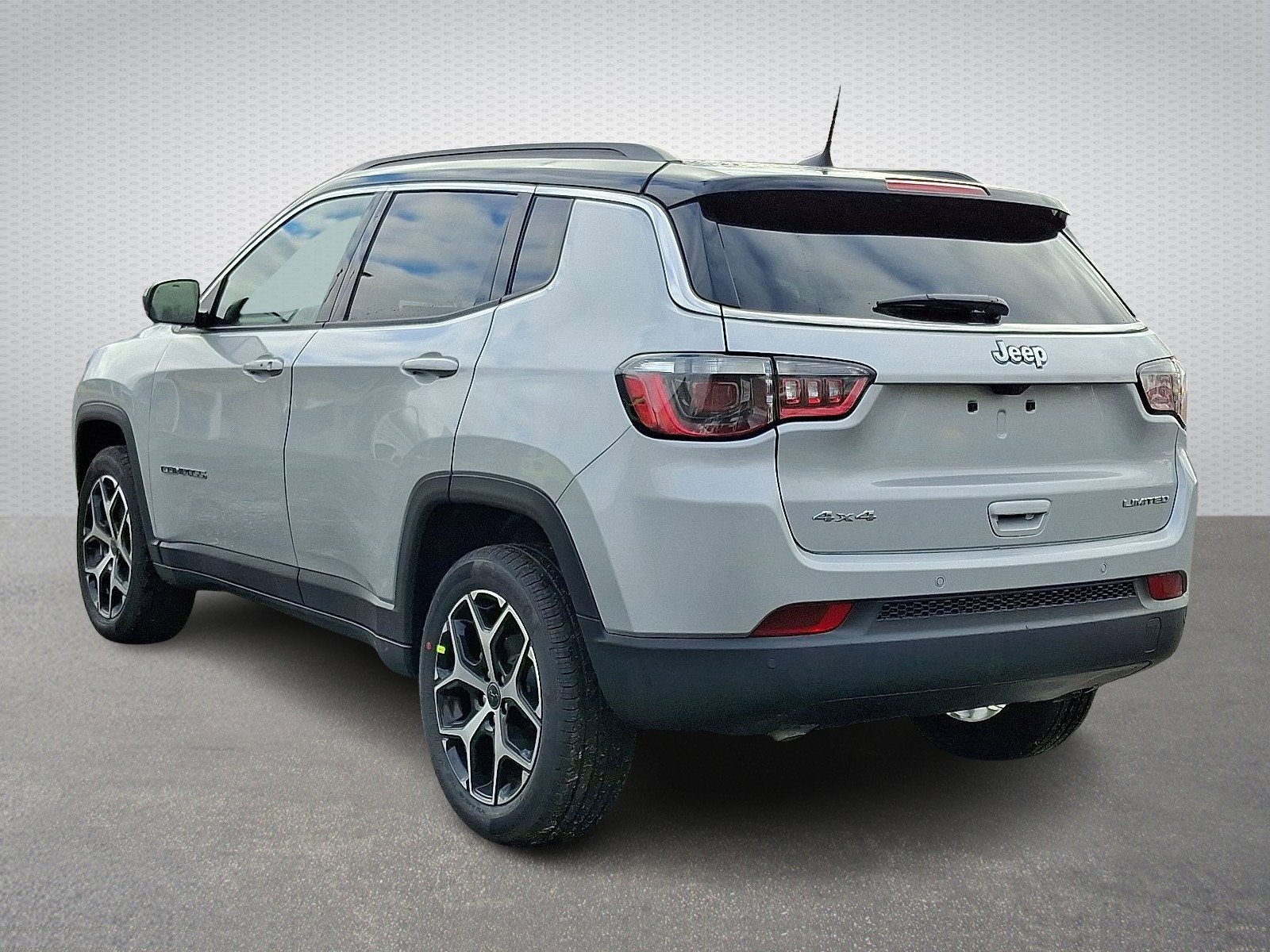 New 2026 Jeep Compass Limited image 4