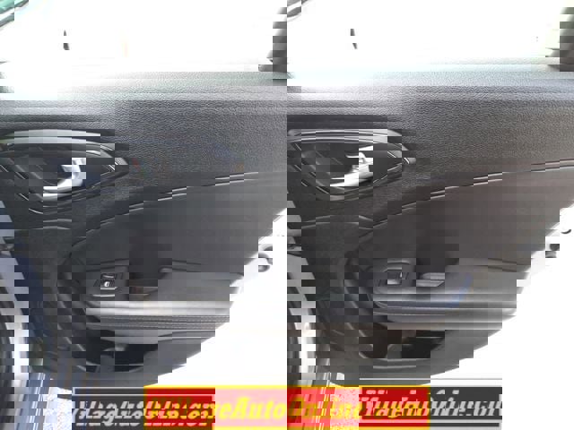 Used 2015 Chrysler 200 S w/ Navigation & Sound Group I image 37