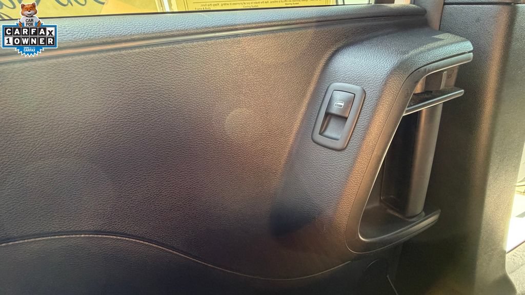 Used 2020 Dodge Grand Caravan SE FWD image 19