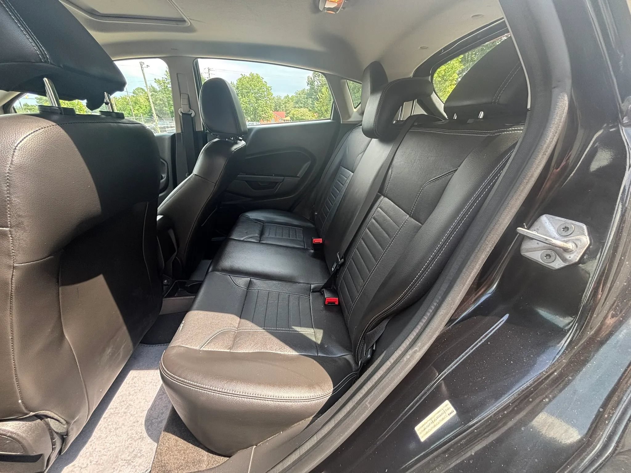 Used 2014 Ford Fiesta Titanium w/ Exterior Protection Package FWD image 25