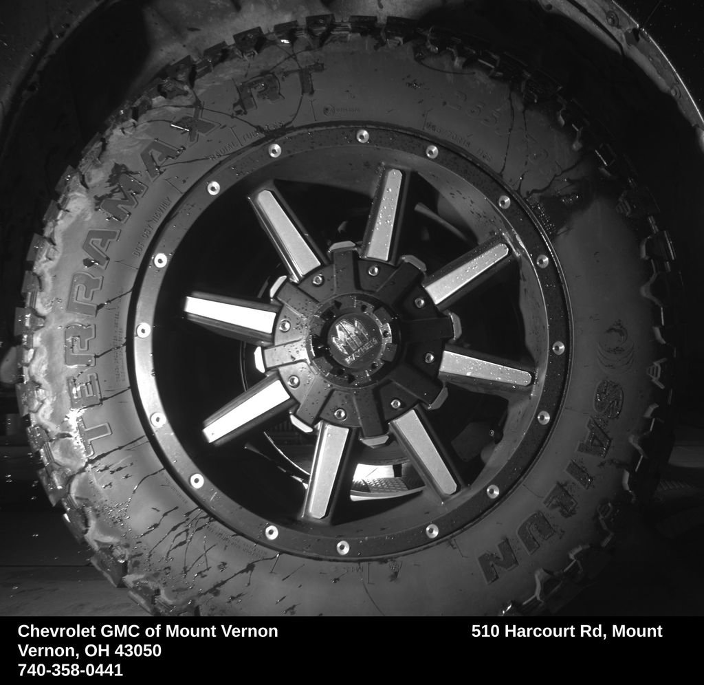 Used 2016 RAM 1500 Classic SLT AWD/4WD image 13
