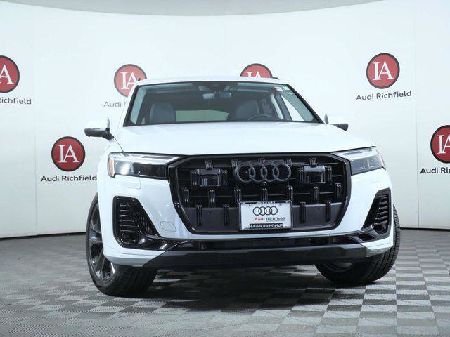 Used 2026 Audi Q7 3.0T Premium Plus w/ Premium Plus Package AWD/4WD image 3