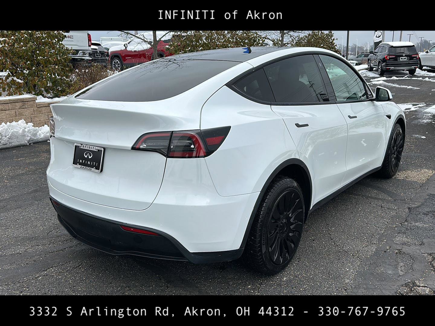 Used 2022 Tesla Model Y Long Range image 12