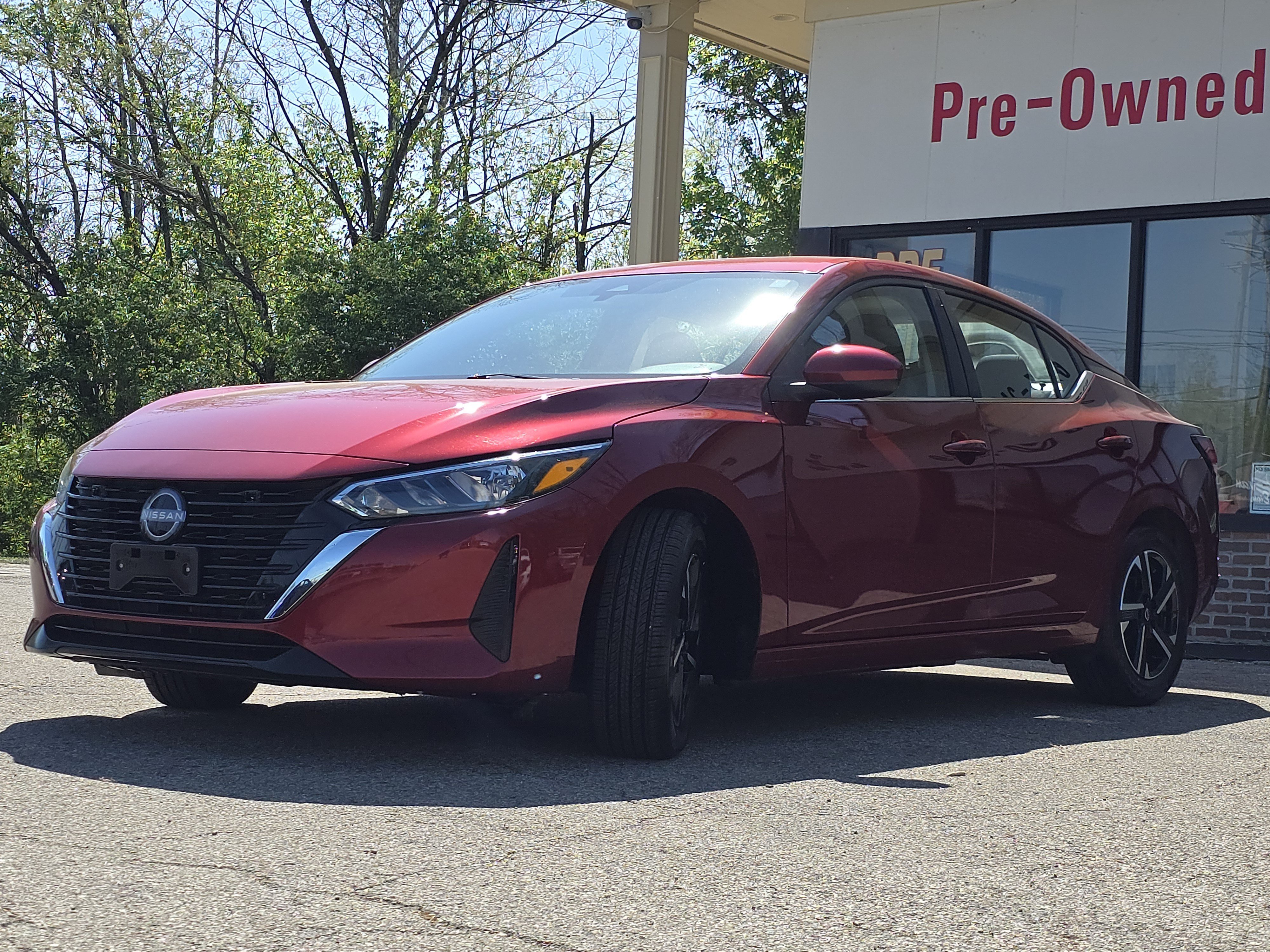 Used 2024 Nissan Sentra SV FWD image 3