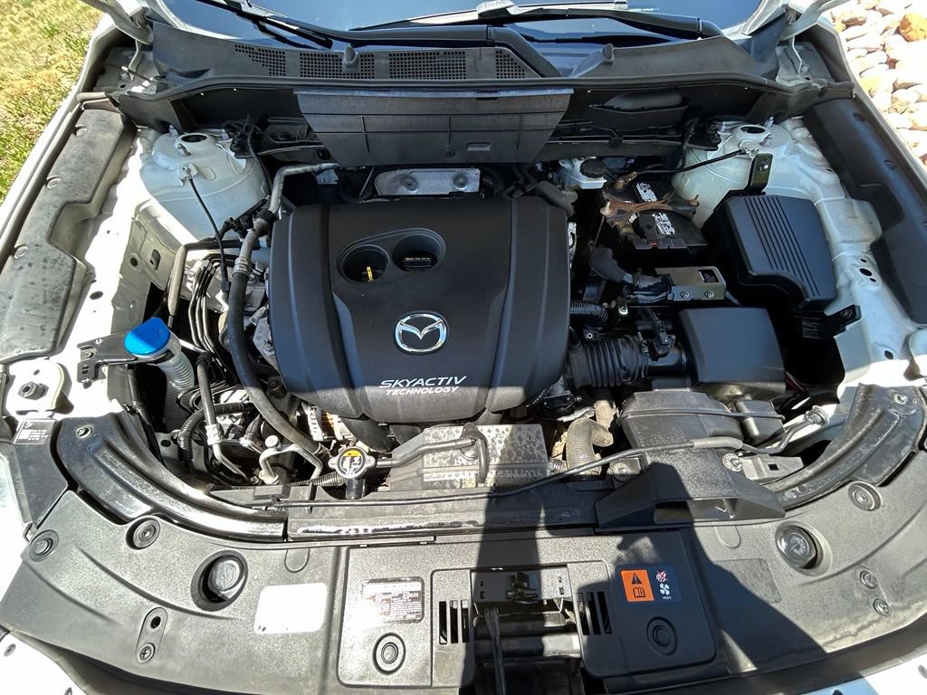 Used 2018 MAZDA CX-5 Touring w/ Preferred Equipment Package AWD/4WD image 35
