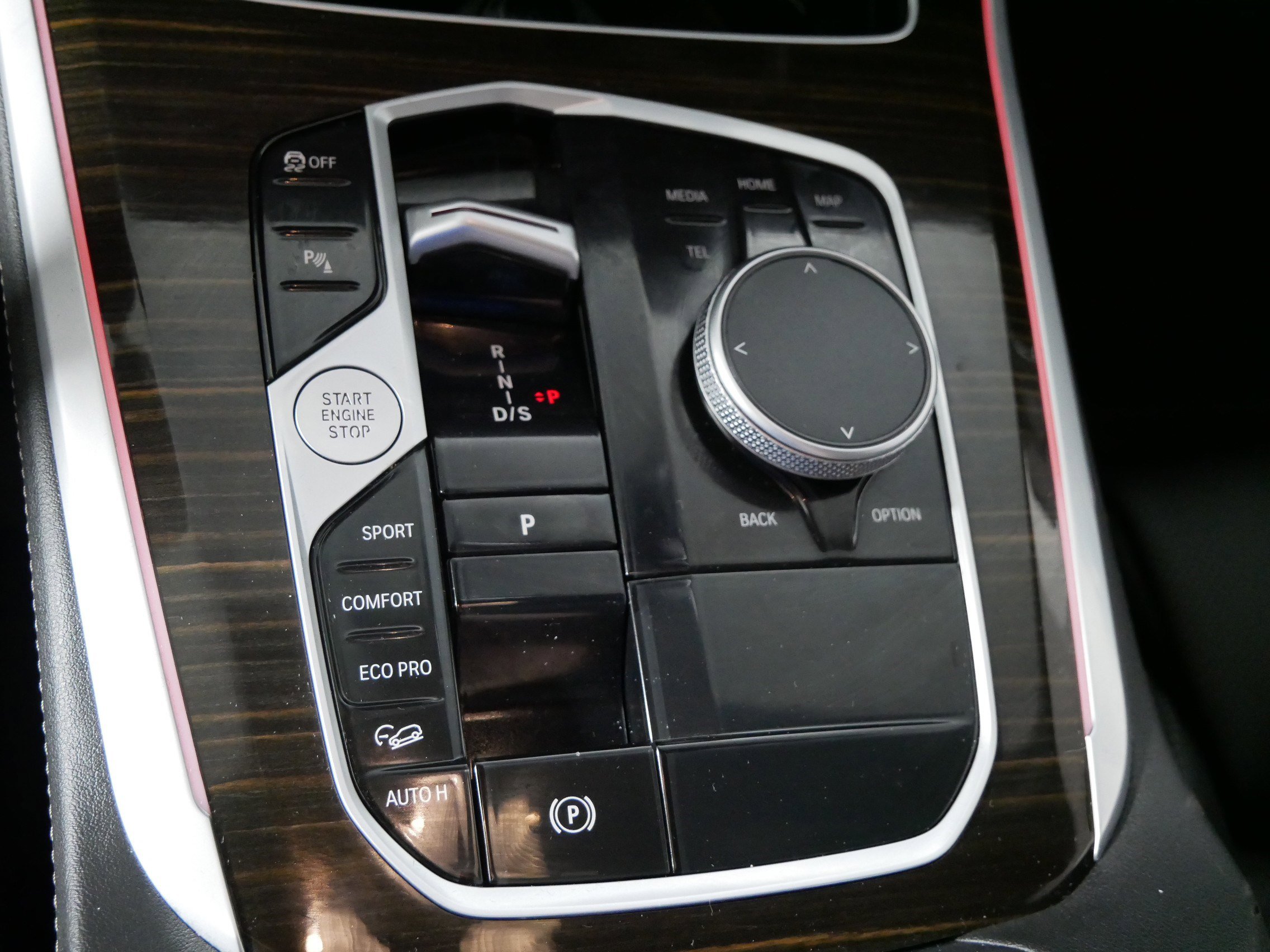 Used 2024 BMW X5 xDrive40i w/ Premium Package image 30