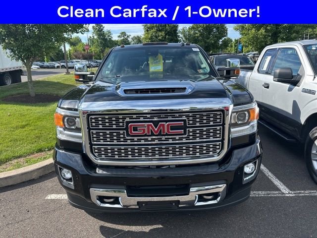Used 2019 GMC Sierra 3500 Denali w/ Duramax Plus Package AWD/4WD image 2