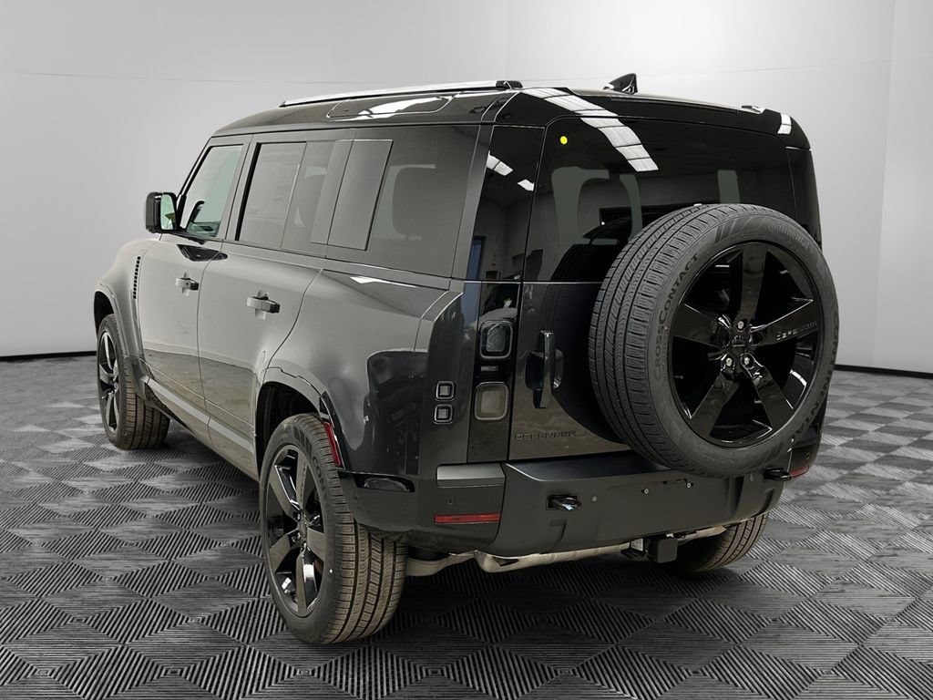 New 2026 Land Rover Defender 110 X-Dynamic SE AWD/4WD image 3