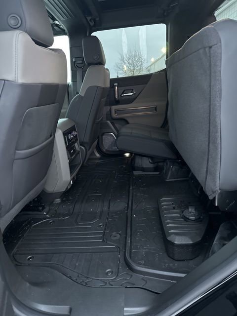 Used 2024 GMC Hummer EV 2X w/ LPO, Illumination Package image 50