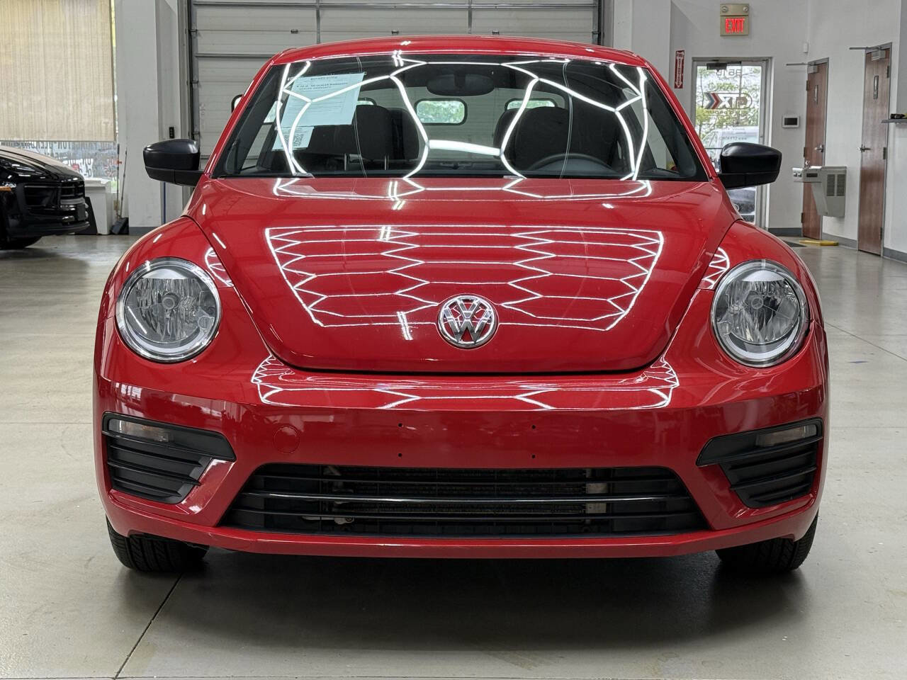 Used 2017 Volkswagen Beetle 1.8T S FWD image 4