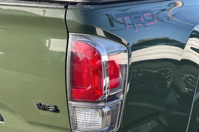 Certified 2022 Toyota Tacoma TRD Sport w/ Technology Package RWD image 31