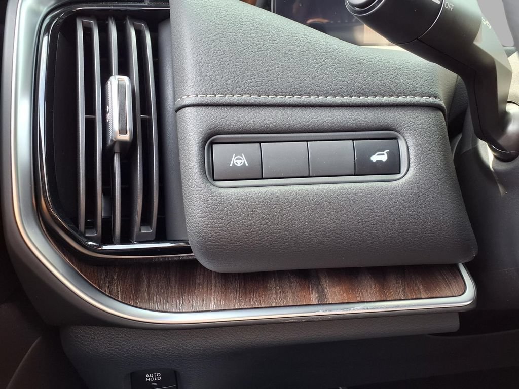 New 2026 Nissan Armada SL AWD/4WD image 16