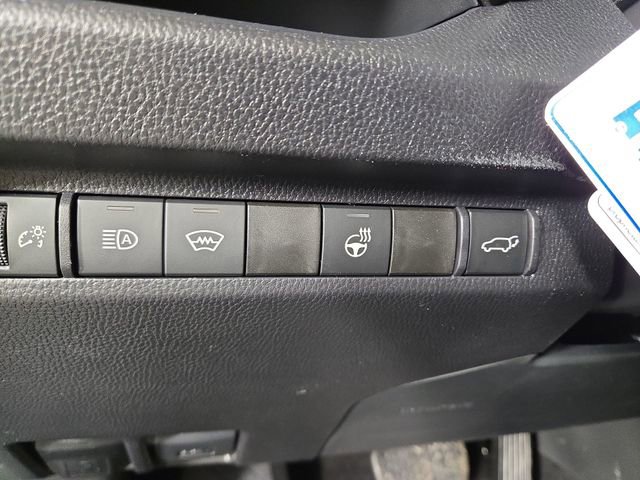 New 2025 Toyota RAV4 XLE image 28