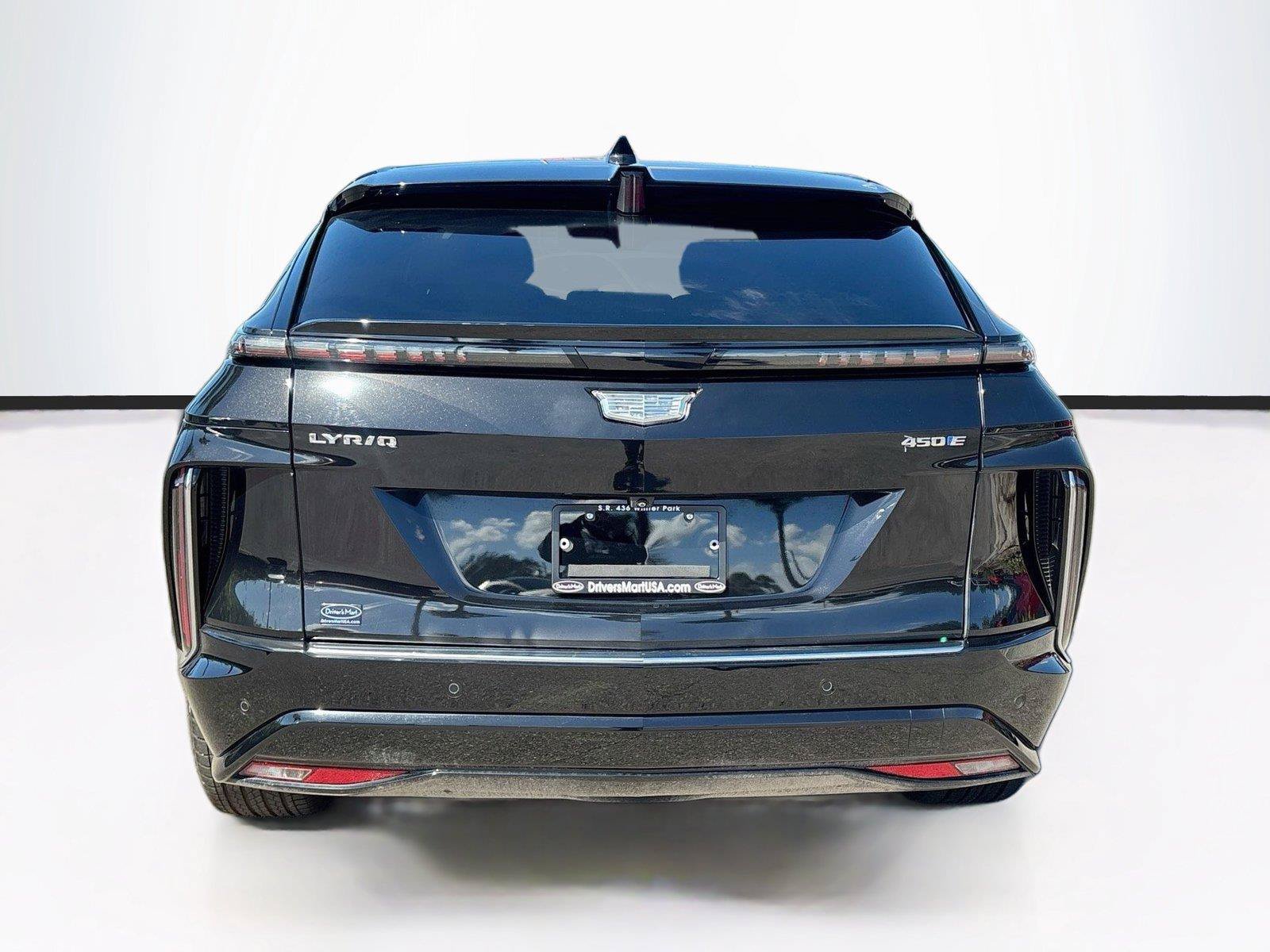 Used 2024 Cadillac Lyriq Luxury RWD image 6