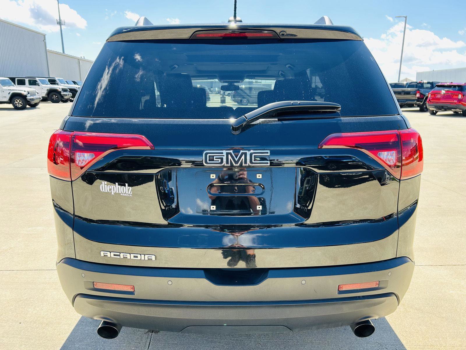 Used 2019 GMC Acadia SLT w/ Black Edition image 43