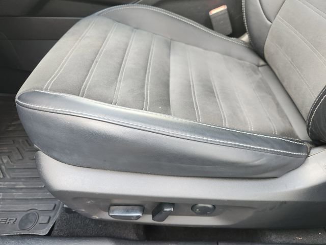 Used 2024 Mitsubishi Outlander AWD image 18