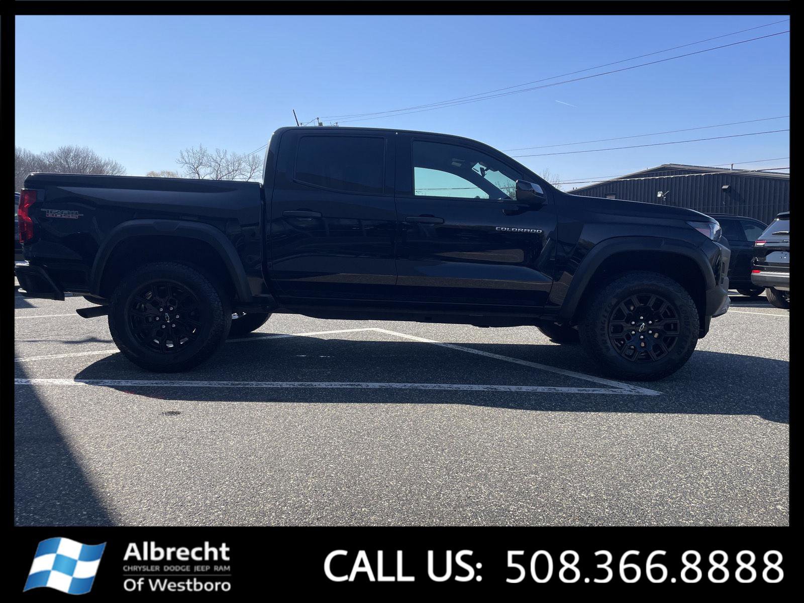 Used 2023 Chevrolet Colorado Trail Boss image 6