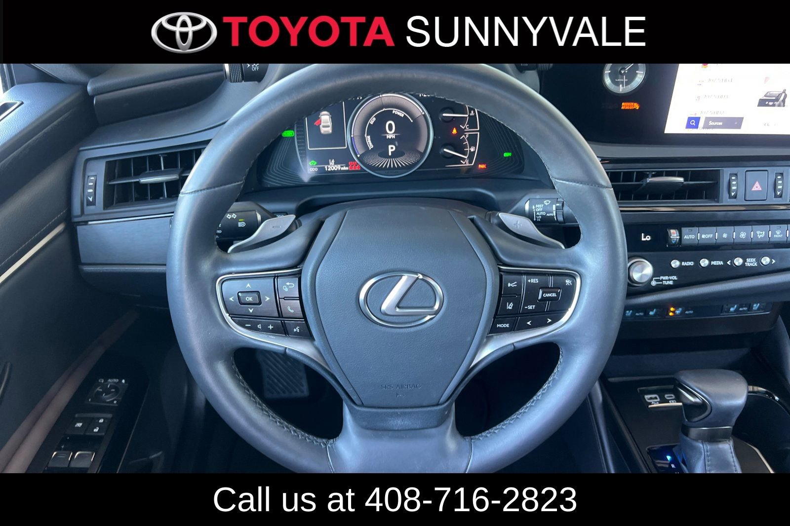 Used 2025 Lexus ES 300h w/ Premium Package image 18
