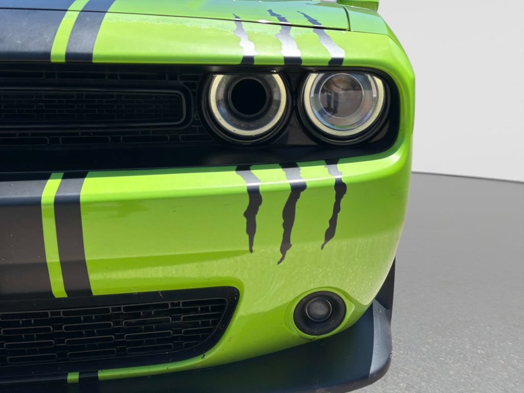 Used 2015 Dodge Challenger R/T RWD image 11