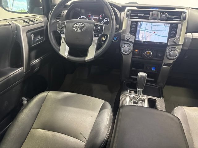 Used 2020 Toyota 4Runner SR5 Premium w/ Moonroof Package RWD image 19