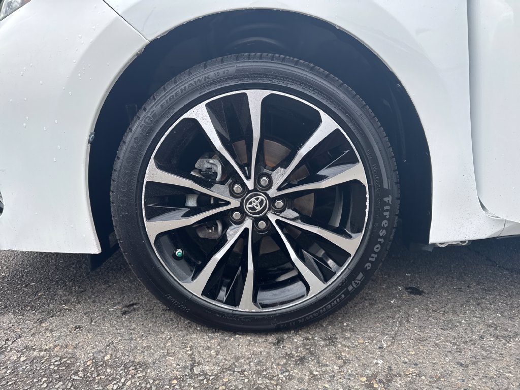 Used 2017 Toyota Corolla SE FWD image 24